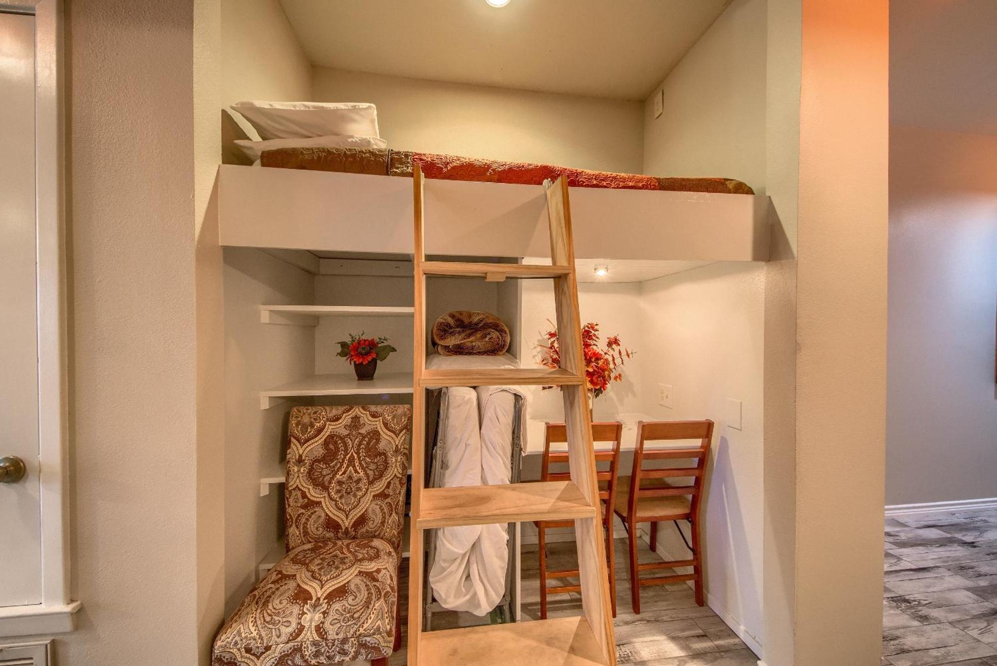 Ss 4B Riverside Condo 뉴 브라운펠스 외부 사진